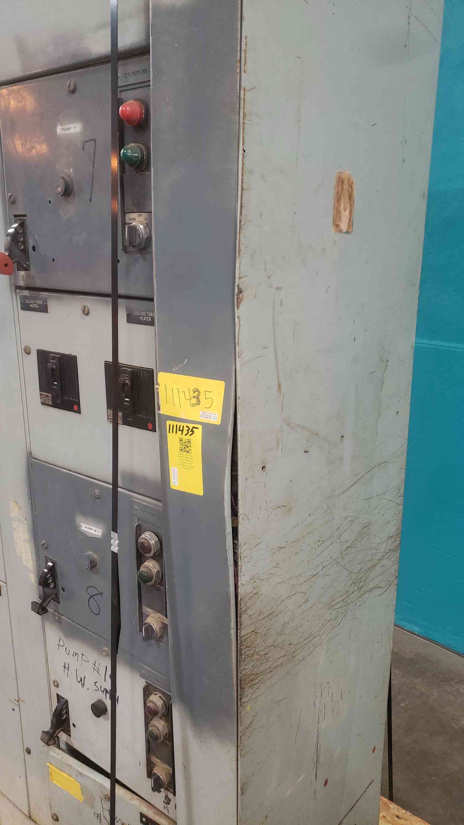 General Electric #8000-Line, Motor Control, 3 Sections 18 Compartment - Image 4