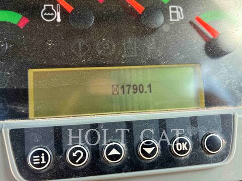 Caterpillar D4K2XL, Crawler Dozer, 1789 hours, S/N: KM207301, 2019 - Image 5