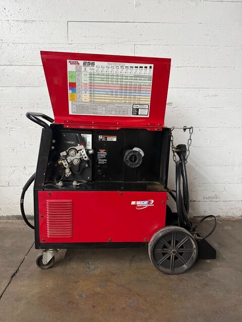 Lincoln #Power-Mig-256, mig welder, 208/230 V., 1-phase - Image 3