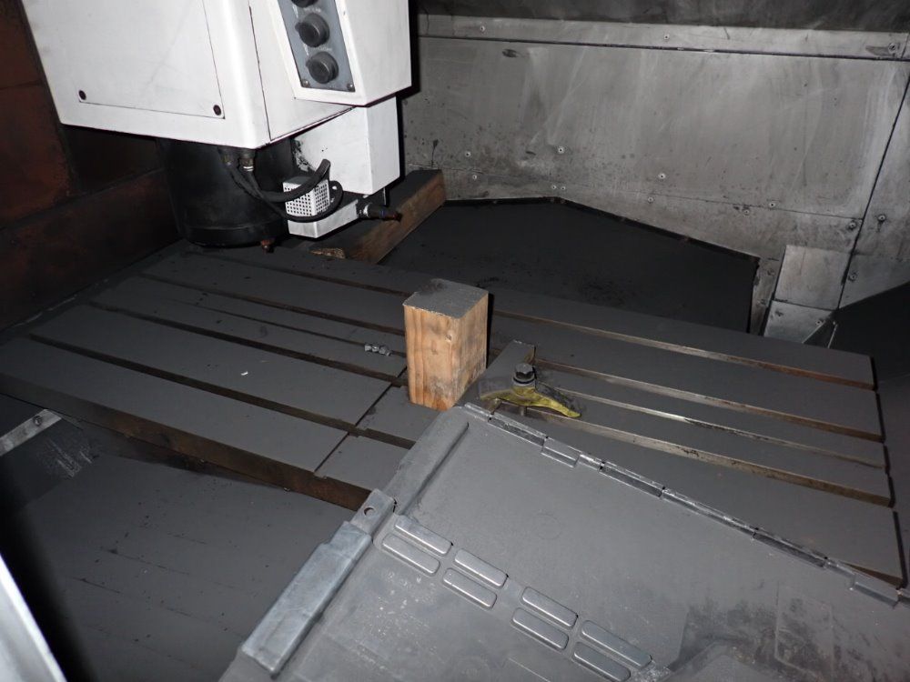 Okuma #Genos-M560-V, CNC vertical machining center, 22" x 51" capacity, OSP-P200M, 2011 - Image 3