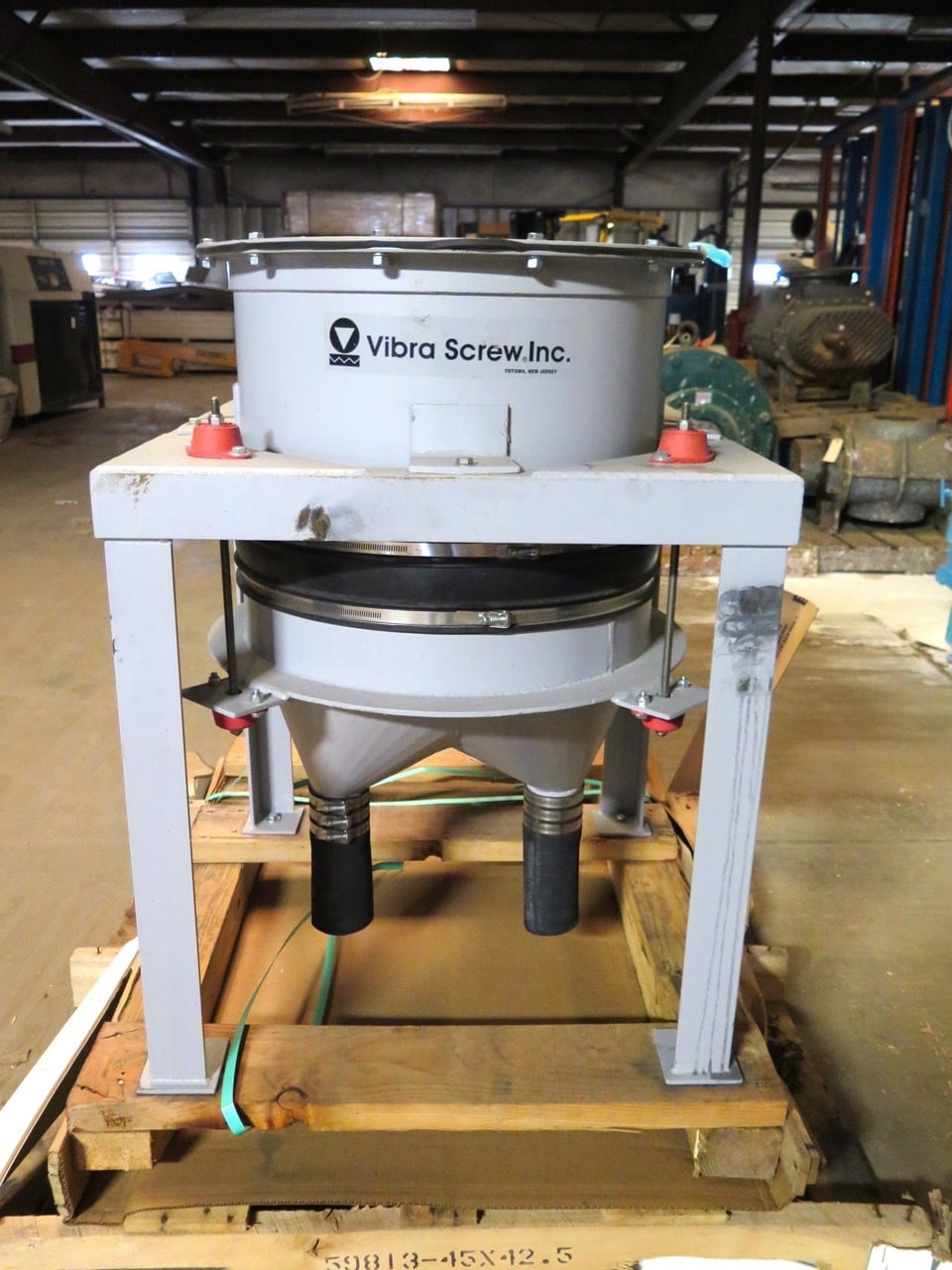 Vibra Screw #20-3, Live Bottom Bin, 1/2 HP motor, carbon steel, dual outlet - Image 6