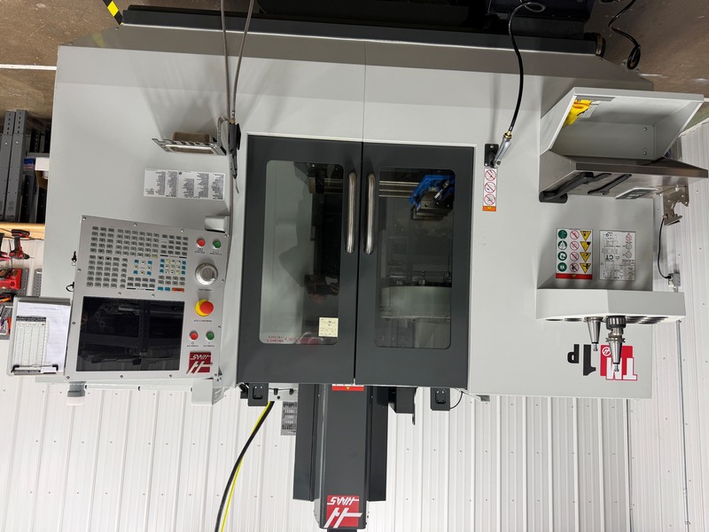 Haas #TM-1P, CNC Vertical Toolroom Mill, 47.8" x 10.5" table, 30" X, 16" Y, 16" Z, 7.5 HP, 6000 RPM, CAT 40 - Image 1