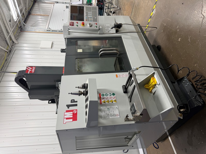 Haas #TM-1P, CNC Vertical Toolroom Mill, 47.8" x 10.5" table, 30" X, 16" Y, 16" Z, 7.5 HP, 6000 RPM, CAT 40 - Image 2