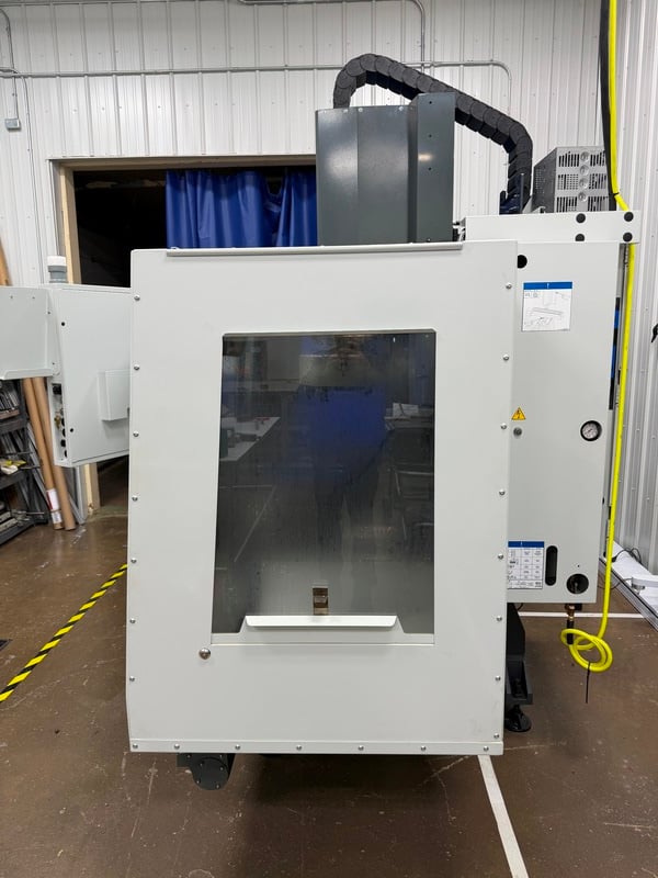 Haas #TM-1P, CNC Vertical Toolroom Mill, 47.8" x 10.5" table, 30" X, 16" Y, 16" Z, 7.5 HP, 6000 RPM, CAT 40 - Image 4