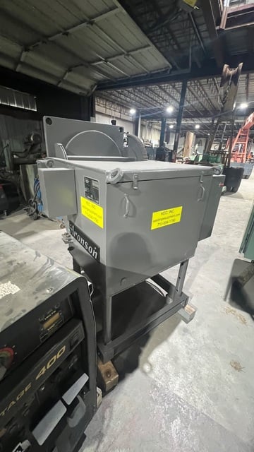 2500 lb. Aronson #HD25A, Welding Positioner w/ Hand Pendant, Forward/Reverse foot pedal, 36" square T-slotted - Image 4
