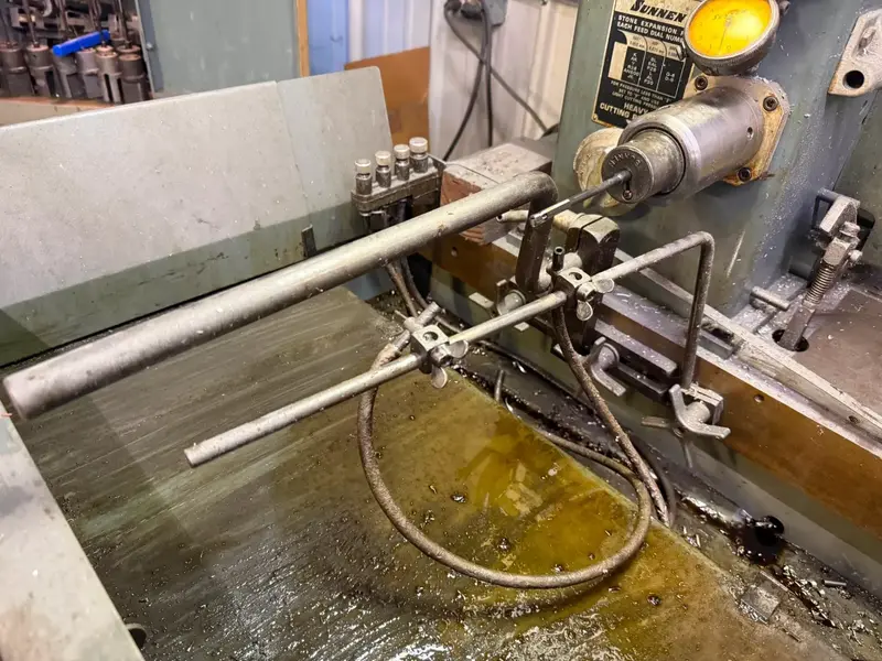 Sunnen #MBB-1660, 6.5" precision horizontal hone with tooling, self energized band type spindle brake - Image 7