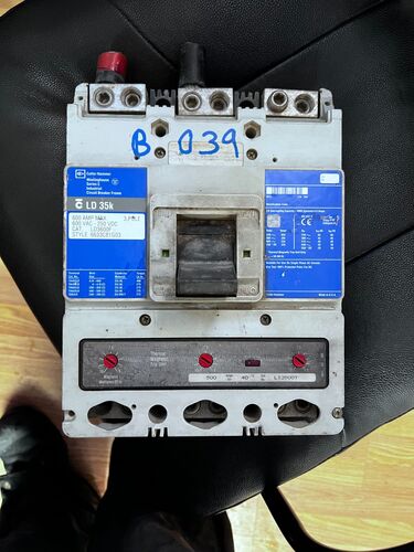600 Amps, Cutler Hammer #600A, electrical breaker - Image 1