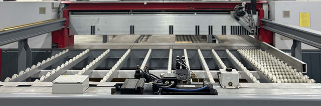 Schelling #FH6-430, Front Load Panel Saw, 36 HP, 19-492 FPM, - Image 3
