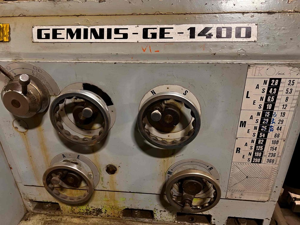 60" x 236" Geminis #GE1400, Engine Lathe, 42" swing over cross slide, 4-jaw 40" chuck, 6" spindle bore - Image 2
