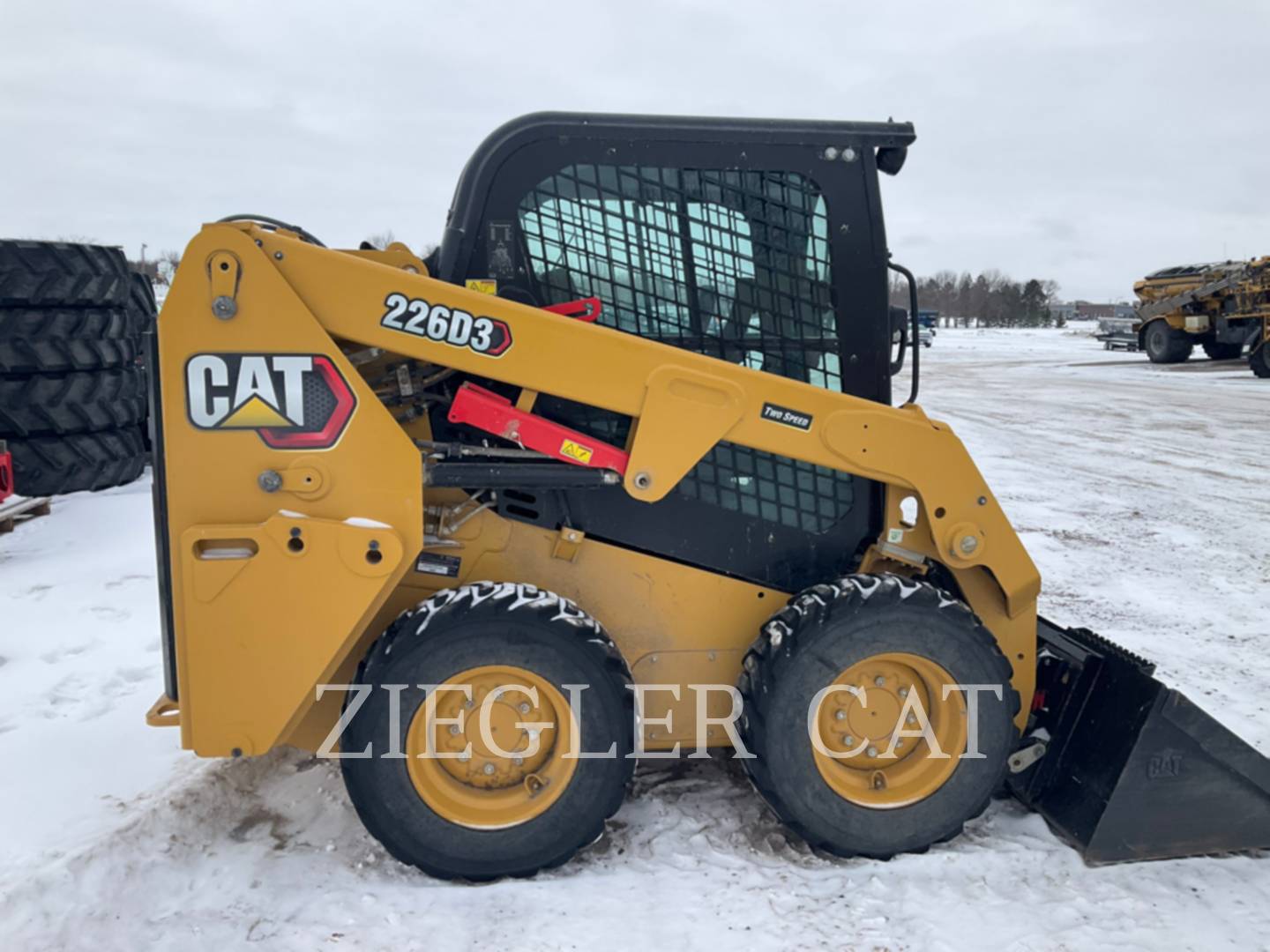 Cat 226D3, Skid Steer Loader, 235 hours, S/N: EK502753, 2024 - Image 5