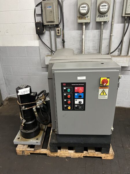 MTS Hydrostatic hydraulic actuator with LVDT, 6.5 KIP, 6" stroke area, 3000 psi, reconditioned & retrofitted - Image 3