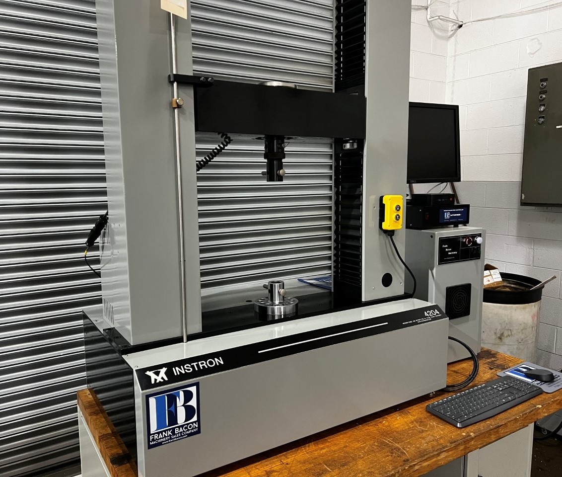 Instron #4204, 50kN tensile & compression testing system, 46" testing stroke, 22" x 7.75" table - Image 2