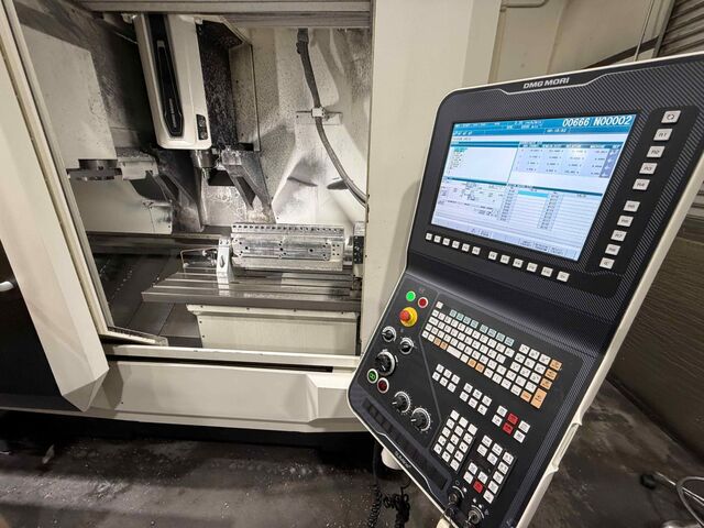 DMG Mori Seiki #CMX1100V, vertical machining center - Image 4