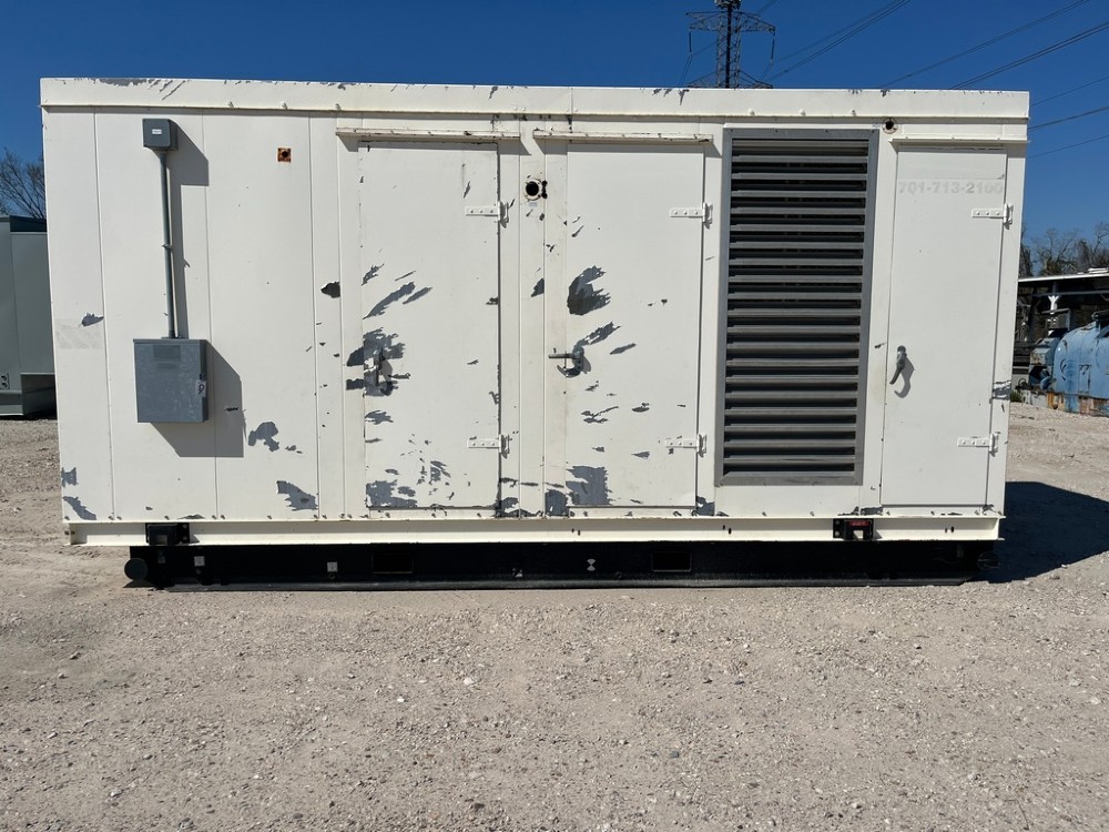 Chillichothe, Sound Attenuated Generator Enclosure; KTA19, QSX15, C15, G3408, CG137, Etc., 2 Available, Good - Image 3