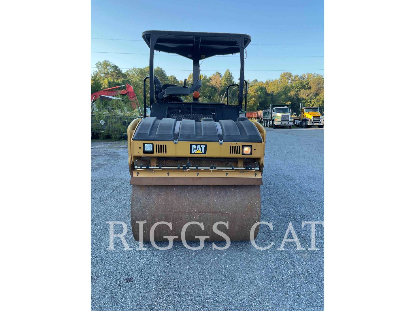 Caterpillar CB44B, Twin Drum Roller, 1168 hours, S/N: JXL00147C, 2015 - Image 3
