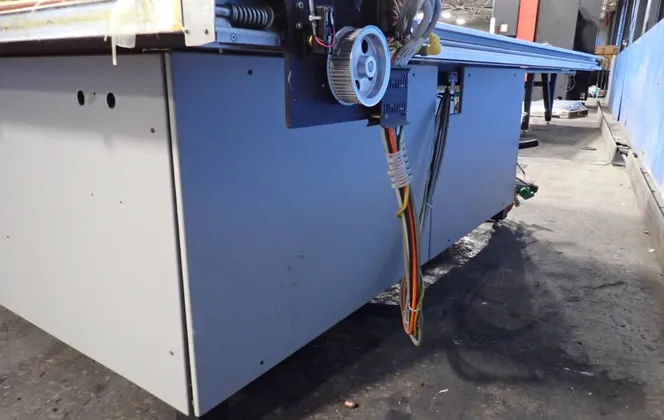 Gerber, Cutting Table, w/Computer, 96" x 75" capacity - Image 7