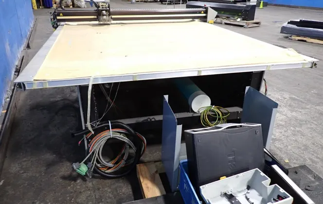 Gerber, Cutting Table, w/Computer, 96" x 75" capacity - Image 8