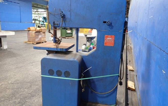 16" DoAll #3012-U, Vertical Band Saw, 160" Band length, 120" File Length, 24" x 24" Table, 220 V - Image 9