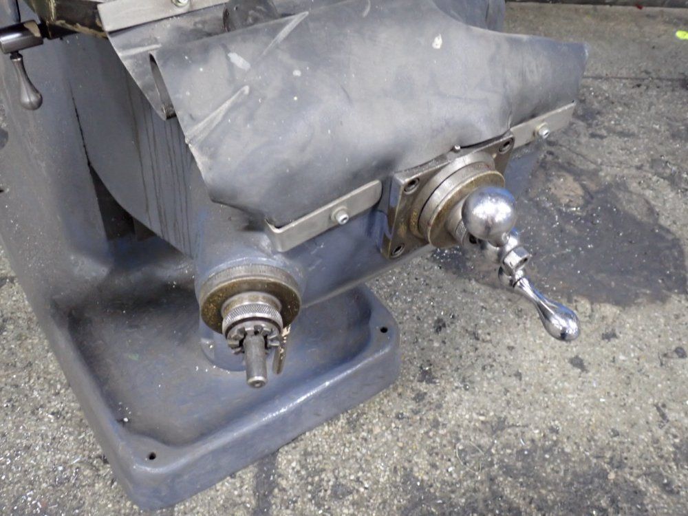 Bridgeport, Vertical Mill, w/Attached Light, 9" x 42" Table, 1 HP, 220/440 V - Image 7