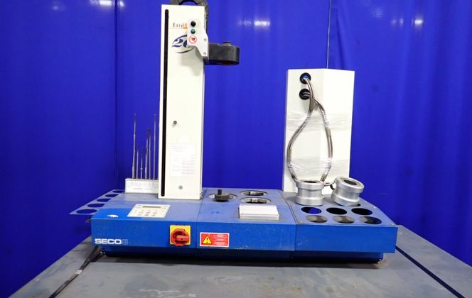 Seco #EasyShrink-20-ZFM07MA1, Shrink-Fit Machine, w/Transformer, 266 bar, 400 V, 2011 - Image 2
