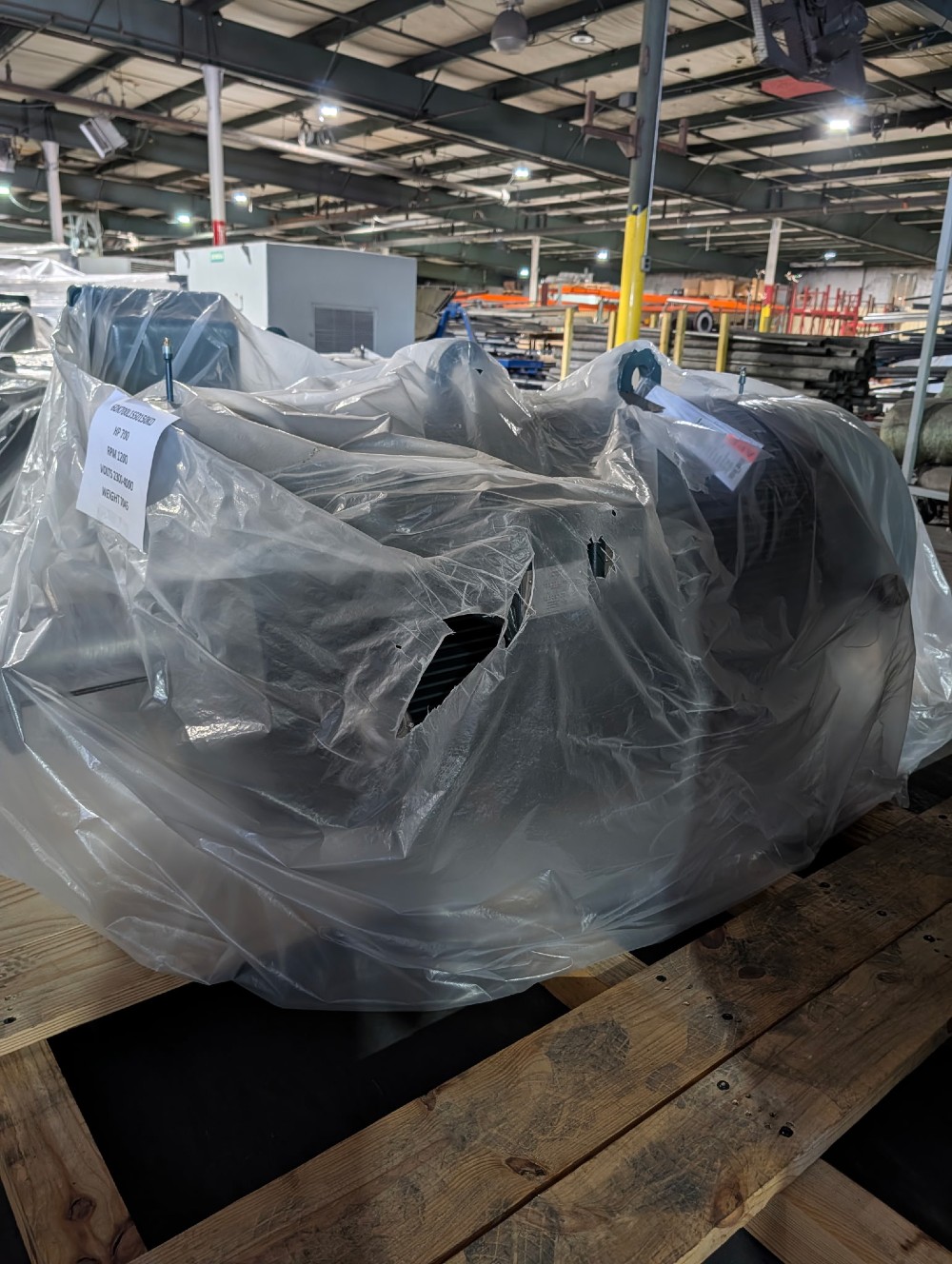 600 HP 1200 RPM Toshiba, Frame 5809/10/11US, TEFC BB, 2300/4000 Volts, NEW -2 in stock/ factory warranty - Image 1