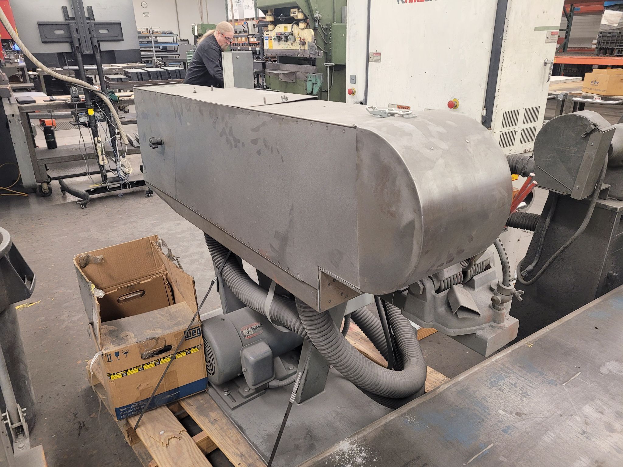 MDES, buffers, 6" W x 60" L belt, 7.5 HP, 1740 RPM, 220-440 V., 3 Phase - Image 9