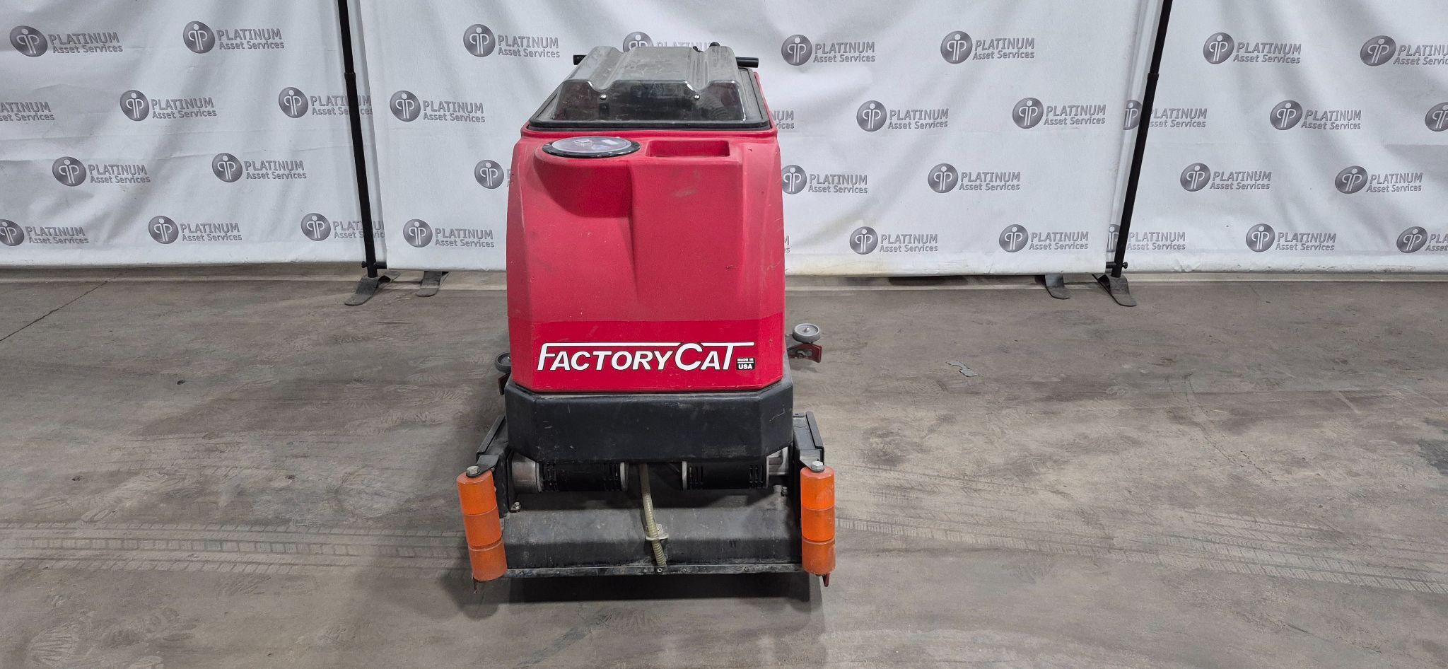 Factory Cat #MAG-HD, floor scrubber, 300 hours, 2018 - Image 2