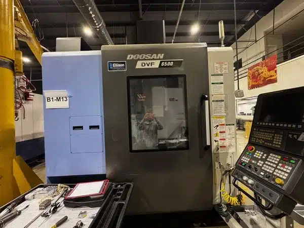 Daewoo Doosan #DVF-6500, 5-Axis CNC vertical machining center, 29.5" X, 30.9" Y, 23.6" Z, 18000 RPM, 60 - Image 1