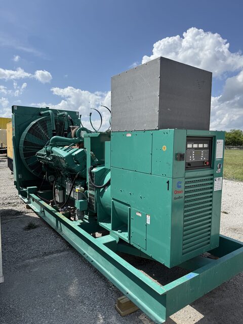1250 KW Cummins #1250DFLC, Diesel Generator Set, 1800 RPM, 480 Volts, 1550 hours, 1994 - Image 2