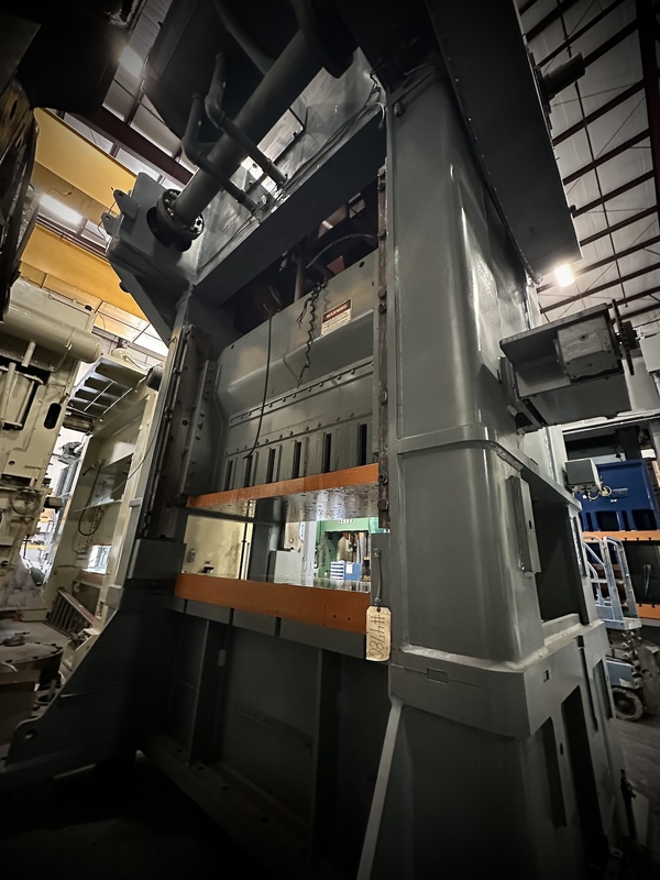 500 Ton, Niagara #BP2, 14" stroke, 32" Shut Height, 84" x 42" bed, 18-36 SPM, 1979 - Image 6