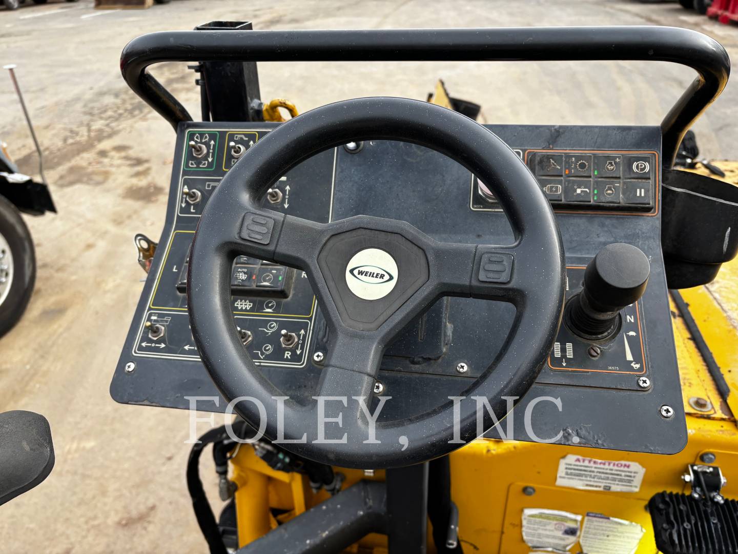 Weiler P385B-2117, Asphalt Paver, 3977 hours, S/N: P385B-2117, 2016 - Image 8
