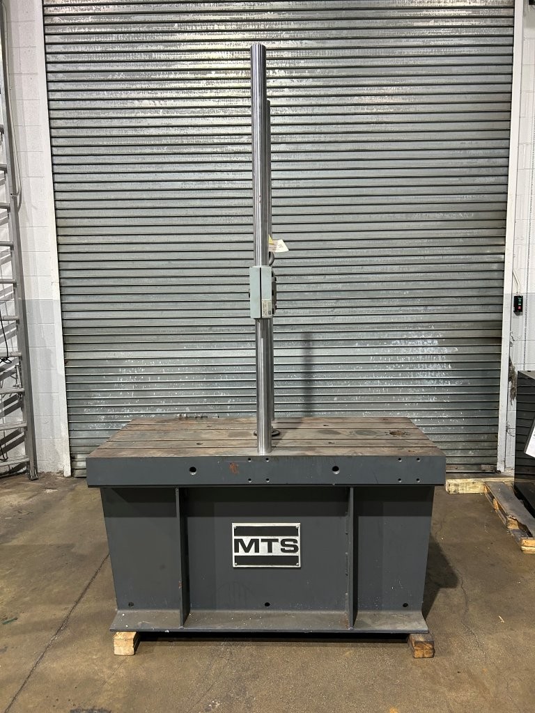 22 KIP (100kN), MTS #322.21, 2 columns, 21" btwn columns, 60" x 21" T-slotted table - Image 5