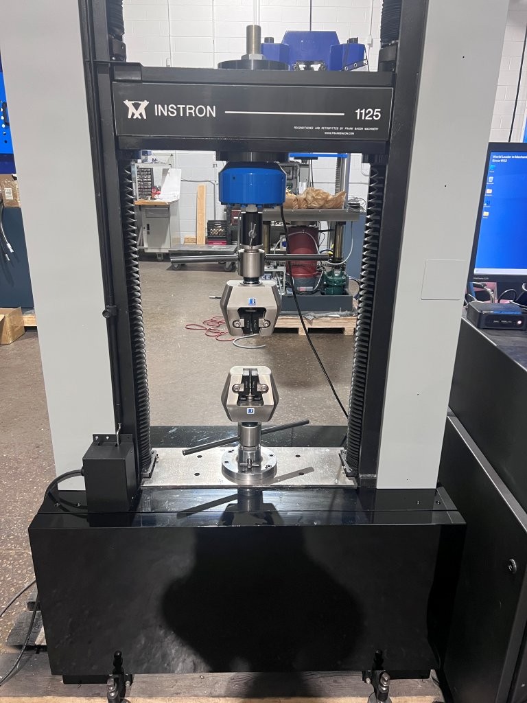 Instron #1125, 22.5K (100kN), precision 2-screw tension & compression testing machine, 38" test opening - Image 4