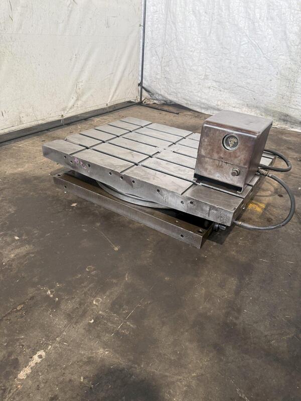 30" x 40" Devlieg, air lift rotary table - Image 2