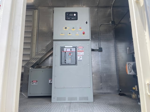 1250 KW Caterpillar #3512, Diesel Power Module, Deep Sea 8610 controls, 1200-gallon double wall fuel tank - Image 5
