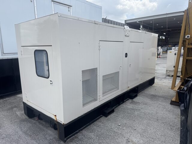 400 KW Caterpillar #XQ400, Diesel Generator Set, Sound Attenuated Enclosure, 628 HP CAT C15 Engine, 1800 RPM - Image 1