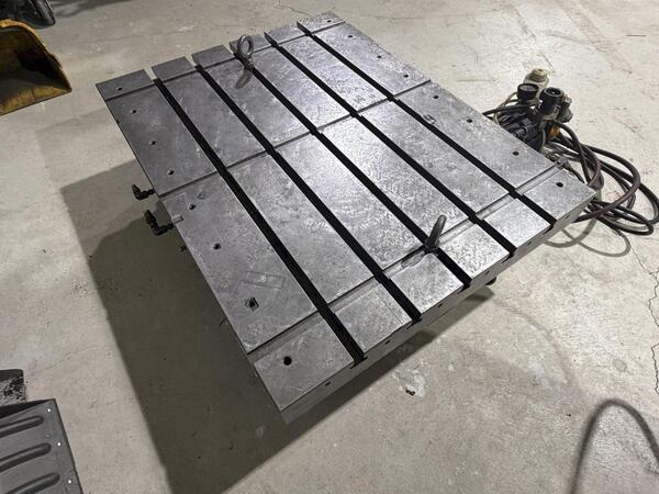 32" x 42" Air Lift Rotary Table - Image 5