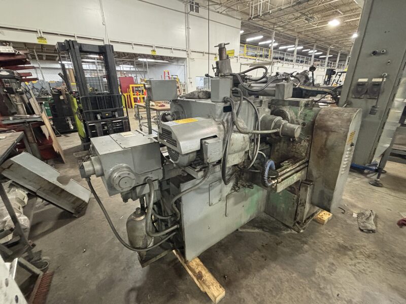Cincinnati Milacron #Cinco-15, centerless grinder, 4" work diameter, 8 x 24 x 12 wheel, 1979 - Image 5