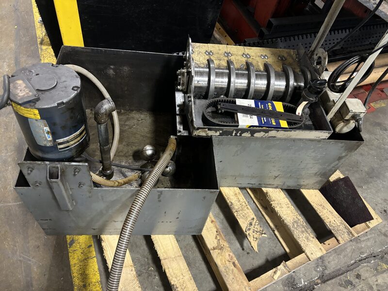 Cincinnati Milacron #Cinco-15, centerless grinder, 4" work diameter, 8 x 24 x 12 wheel, 1979 - Image 9