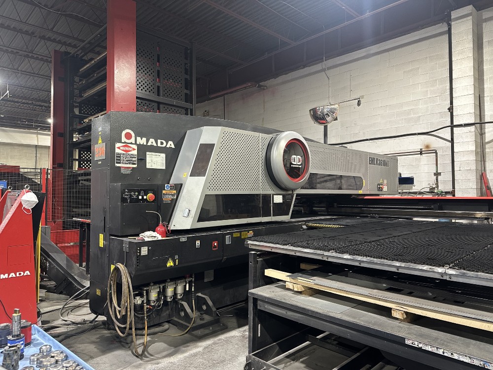 Amada #EMLK3610NT, laser / punch combo, 33 ton, 5' x 10' sheet, 58 station, 4 automatic index, 4000 watt - Image 1