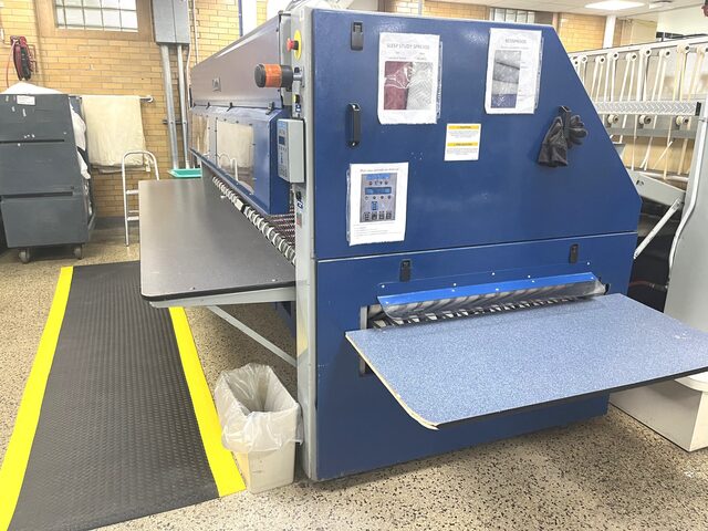Chicago #S-12-2000, 4-Lane cross folder, VFD, LH discharge, 240 V., 1999 - Image 2