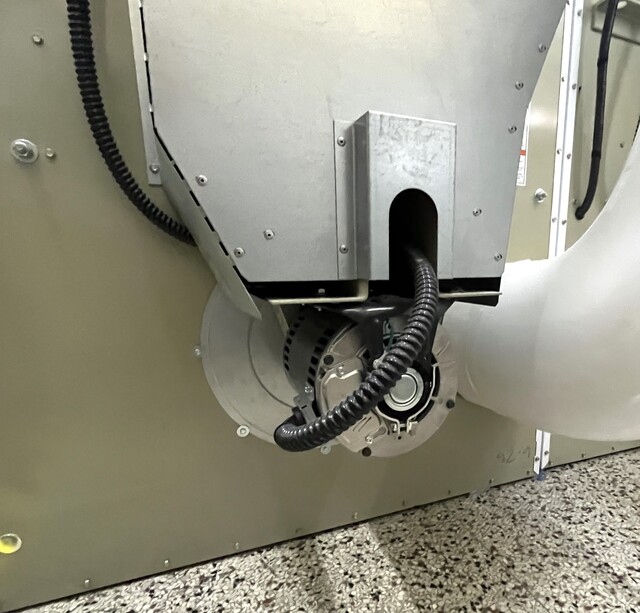 75 lb. Huebsch #HT075NREF6A2W03, Natural Gas Dryer, 165000 BTUH, 240 V., 2017 - Image 7
