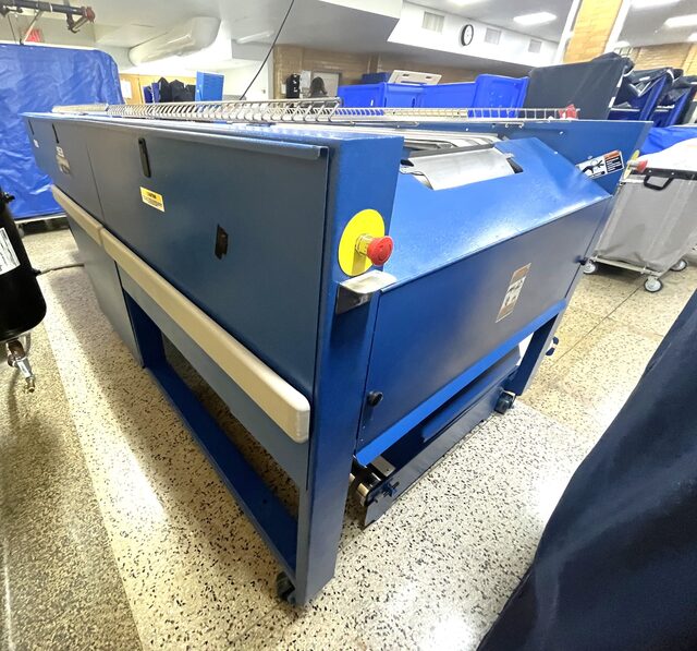 Chicago #Air-CT-XL, Small Piece Folder, Return to Feed, 208 V., 2018 - Image 5