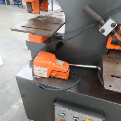 Scotchman #F1-5109-14M, 51 ton hydraulic ironworker punch, brake, shear, 5 HP, 460 V., 3 phase - Image 10