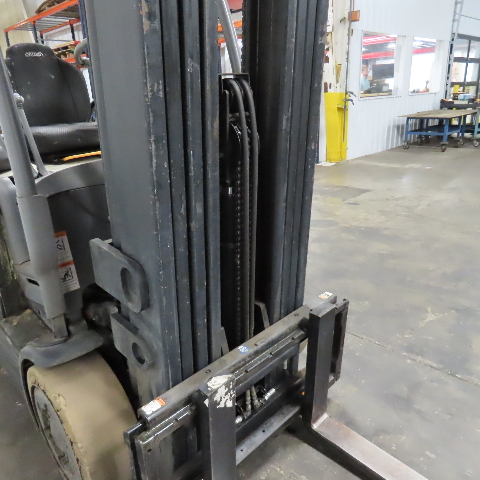 5000 lb. Crown #FC4515-50, electric forklift, 48 V., 240" lift height, 4 stage mast, 2012 - Image 6