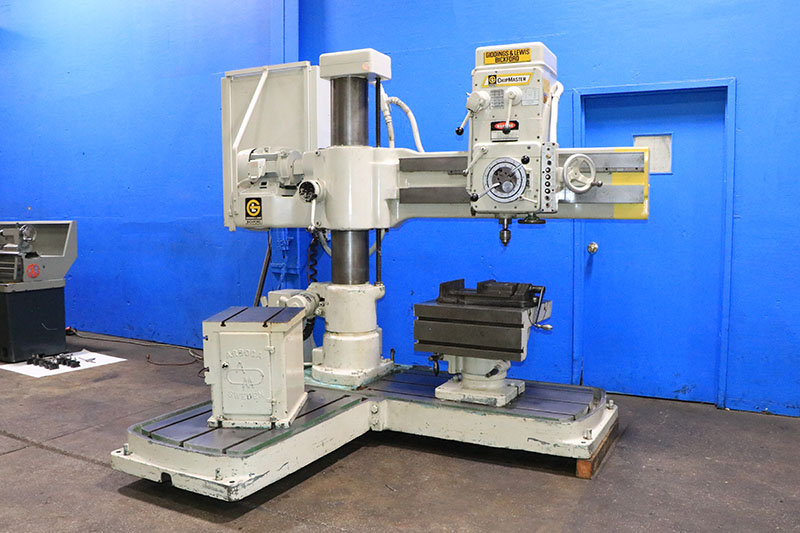 4' -9" Giddings & Lewis Bickford #ChipMaster, radial drill, right angle base, 2 box table, #4MT, 1983 - Image 3