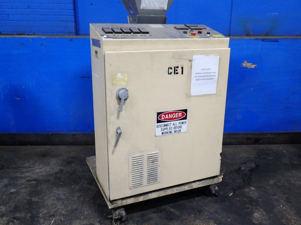 Novatec, Extruder, 18" x 18" x 21" Size, 5400 RPM, 230/460 V. - Image 2