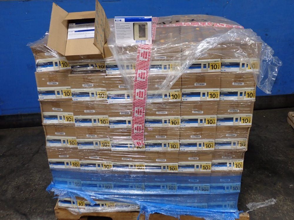 Eaton, PJ26V-10-L6V, Decorator Wall Plates, Mid-Size, Single Gang, (168 available) Boxes - Image 1