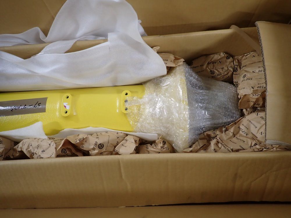 Fanuc #A290-7327-V403, Robot Arm - Image 4