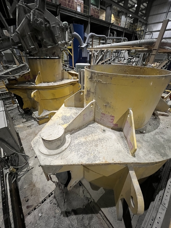 REMco #SD-GEKKO-1530-304-14, OreMax Vertical Shaft Impact Crusher, 2" A36 steel plate crusher base, 44" - Image 4